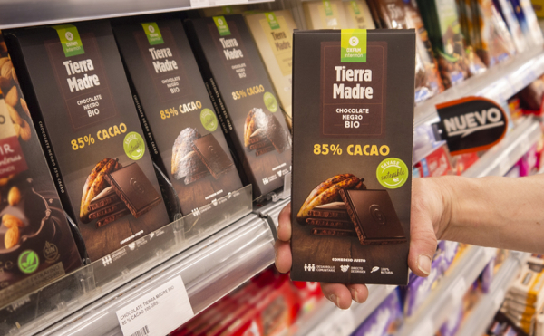 Lupa incorpora en sus supermercados Chocolate y Café  de Oxfam Intermón